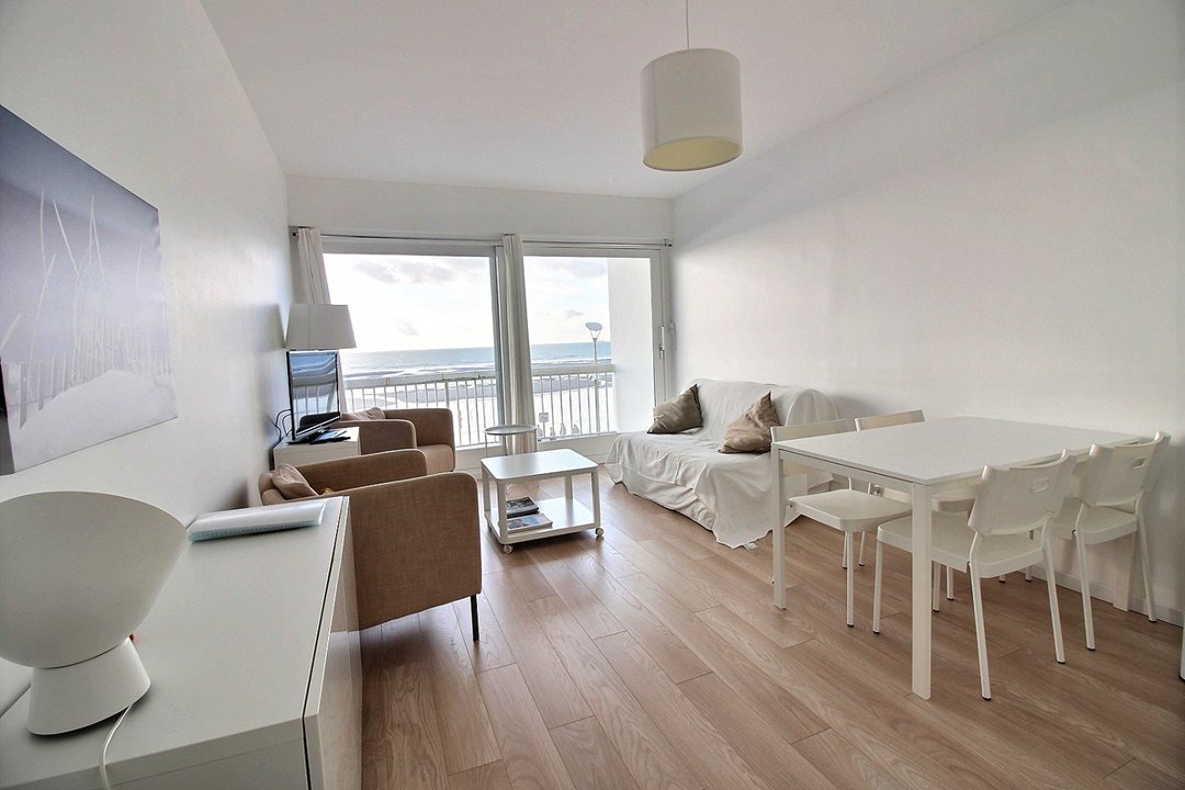 /picture/helios/116215201/MERIDIEN E2/2_2025-12-19CET00h00-12.jpg